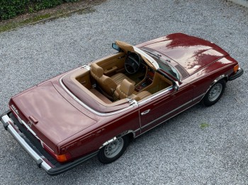 Mercedes 380 SL  R107 Roadster /Cabrio  Orient red /Leather light brown ( 2 owners the were brothers)