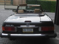 Mercedes SL 560 cabrio 1988 Only 97939Miles with Carfax ! Super Clean Classic
