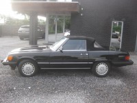 Mercedes SL 560 Cabrio The best and last  from the series 107 with Carfax!