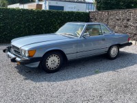 Mercedes 560 SL Cabrio Diamond Blue Metallic /Beige leather 89169Miles Carfax history !