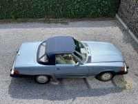 Mercedes 560 SL Cabrio Diamond Blue Metallic /Beige leather 89169Miles Carfax history !