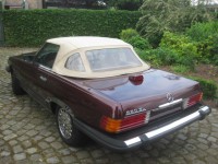 Mercedes SL 560 Cabriolet + Hardtop Model  107 , 4 Places !!