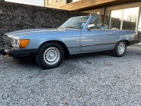 Mercedes 380 SL Cabrio  R107 + Hardtop  in  Diamond Blue Metallic  1985 +MB Data +History